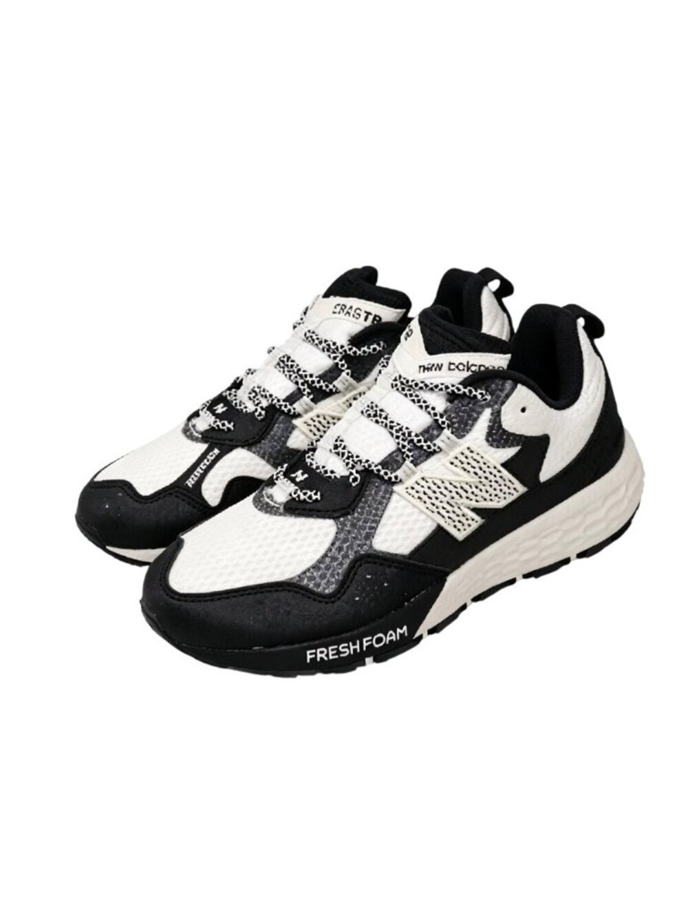 Pre-Owned New Balance Women’s Fresh Foam Crag TR Trail Sneakers Black/White EU36